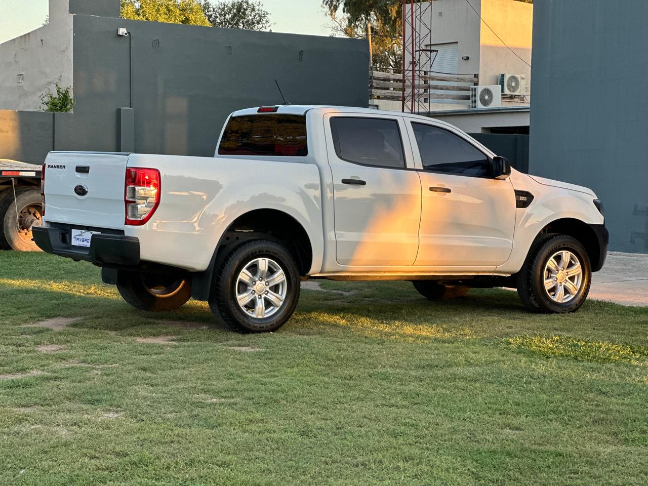 FORD RANGER DC 4X2 XL 2.2L