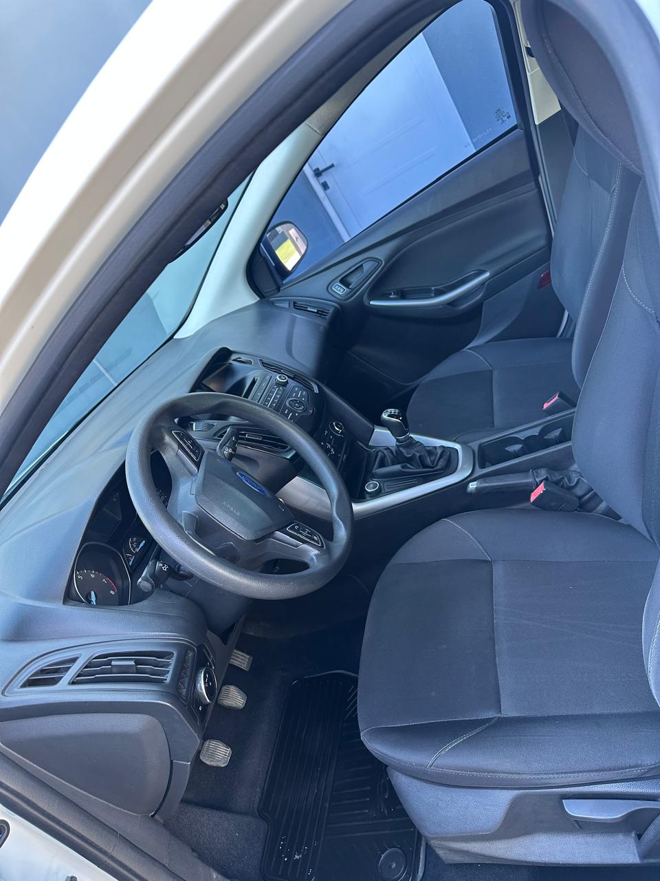 FORD FOCUS 1.6L N MT S