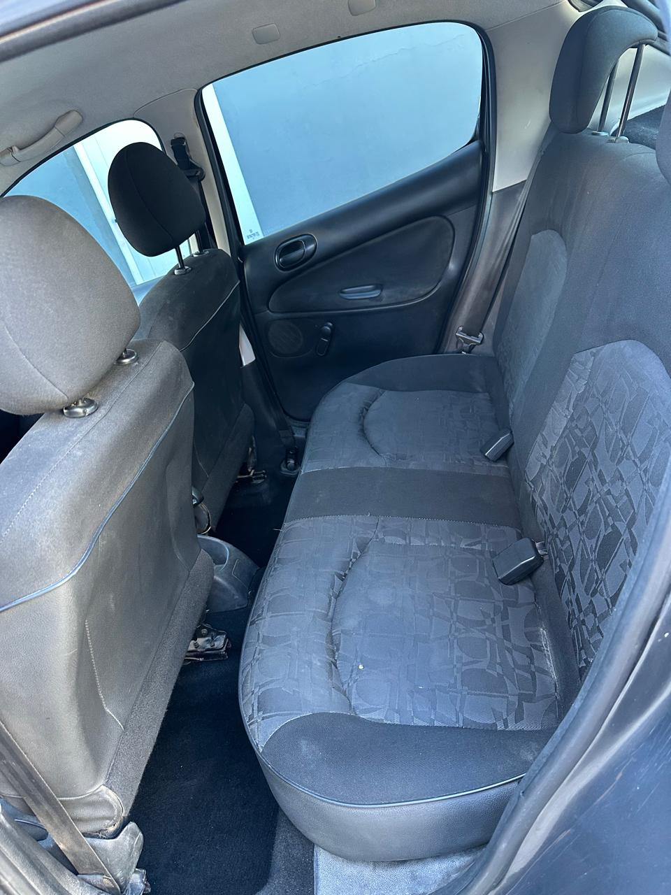 PEUGEOT 207 COMPACT XS 1.4