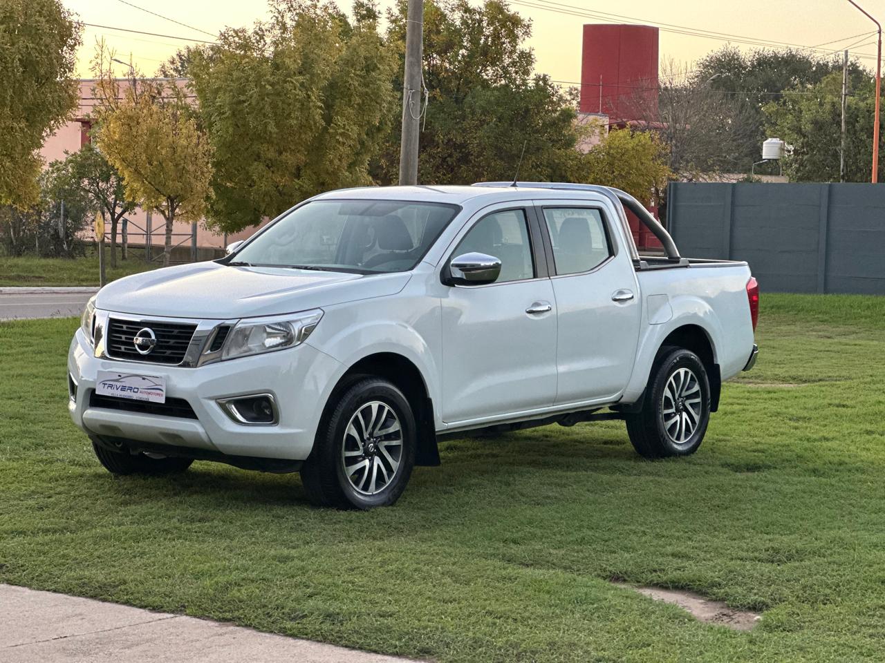 NISSAN FRONTIER2.3 DC 4X2 XE