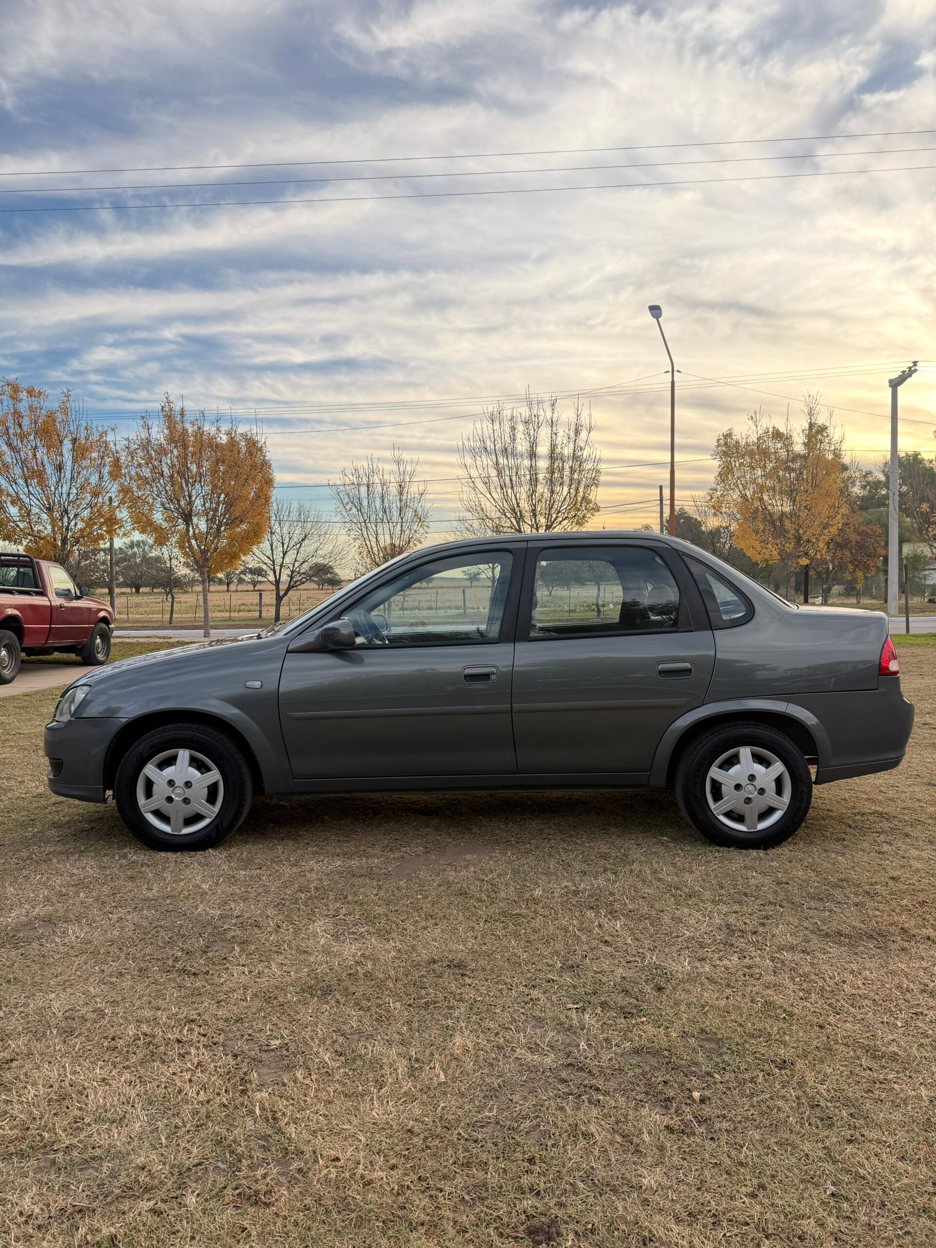 CHEVROLET CORSA CLASSIC 4P LS AA + DIR 1.4N