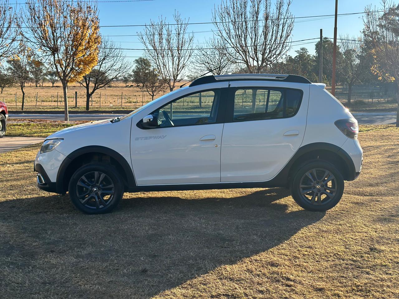 RENAULT SANDERO PH2 STEPWAY INTENS 1.6 CVT