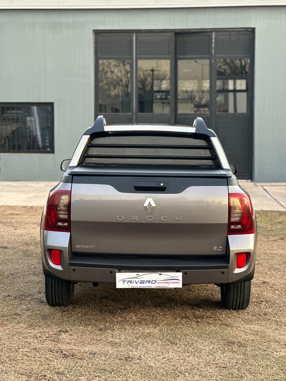RENAULT DUSTER OROCH OUTSIDER PLUS 2.0