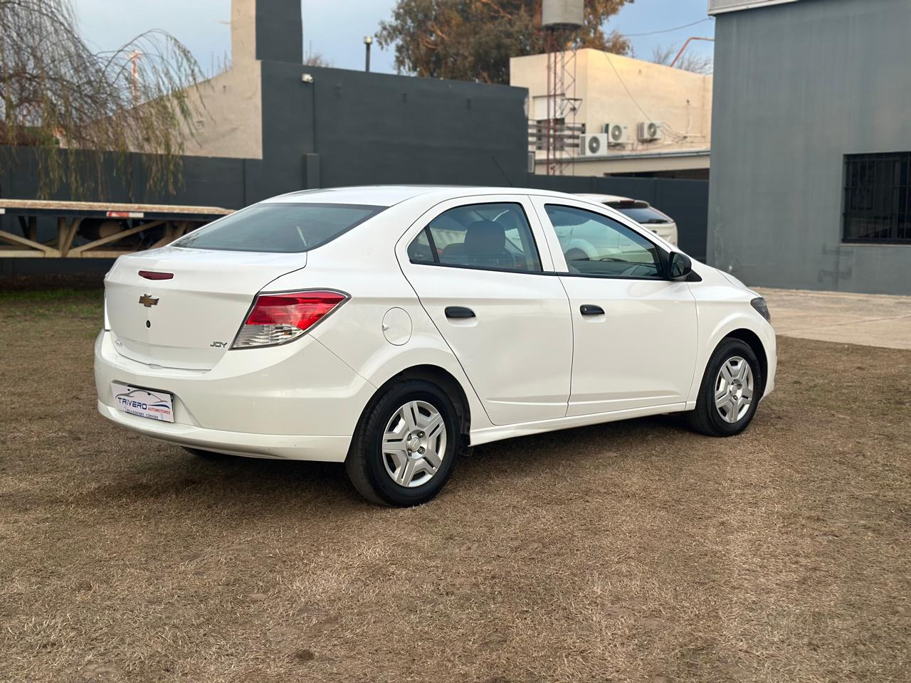 CHEVROLET PRISMA JOY 4P 1.4 N LS MT+