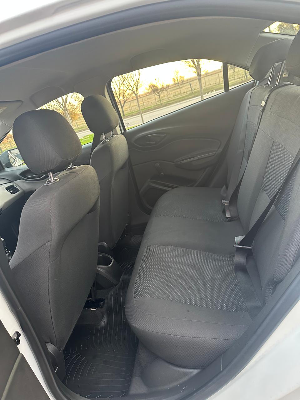 CHEVROLET PRISMA JOY 4P 1.4 N LS MT+
