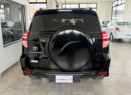 Toyota RAV4 4×2 AT