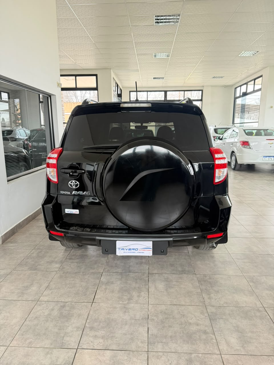 Toyota RAV4 4×2 AT