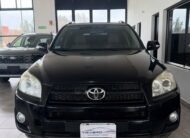 Toyota RAV4 4×2 AT