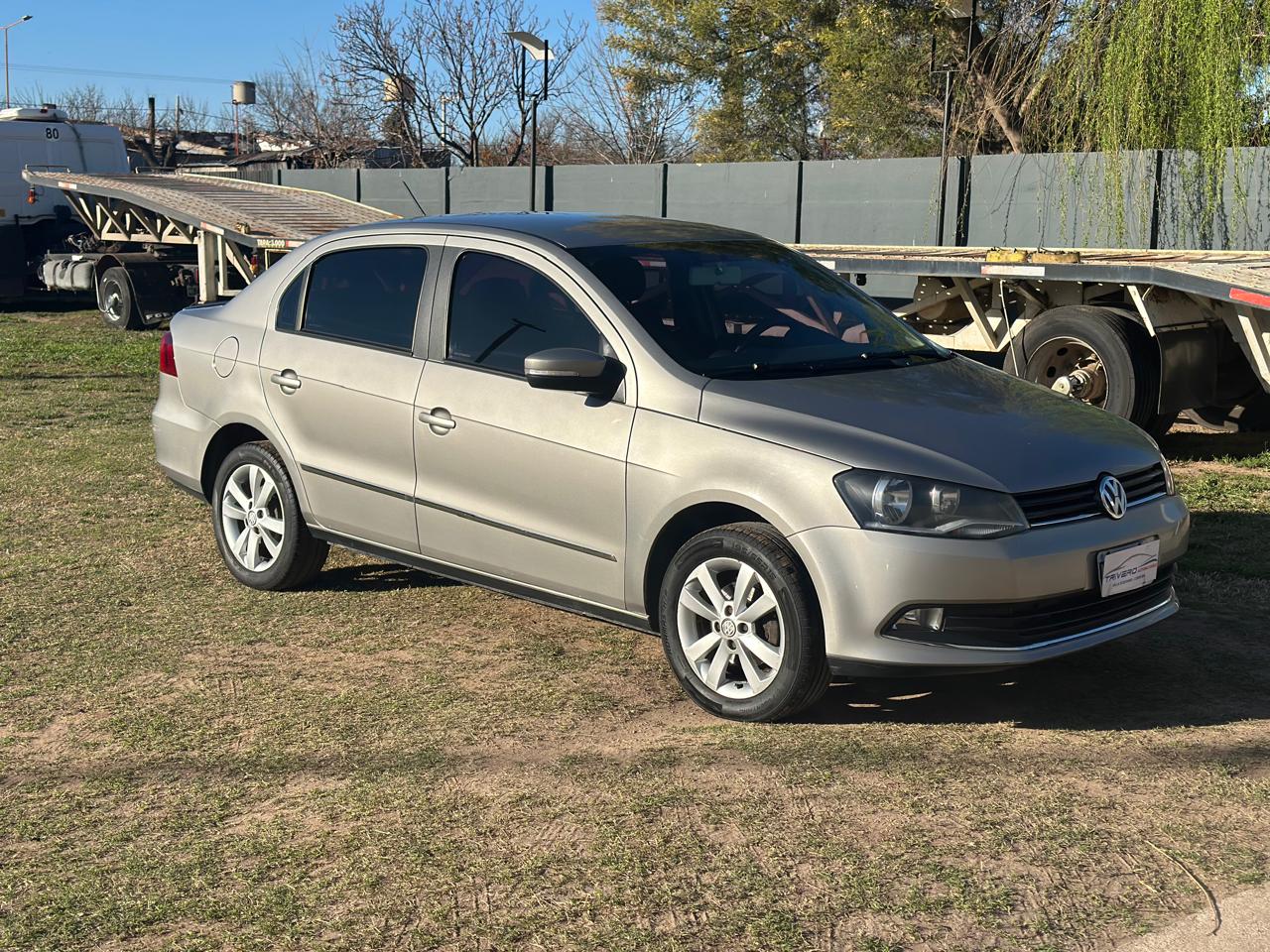 VOLKSWAGEN VOYAGE HIGHLINE 1.6 MT