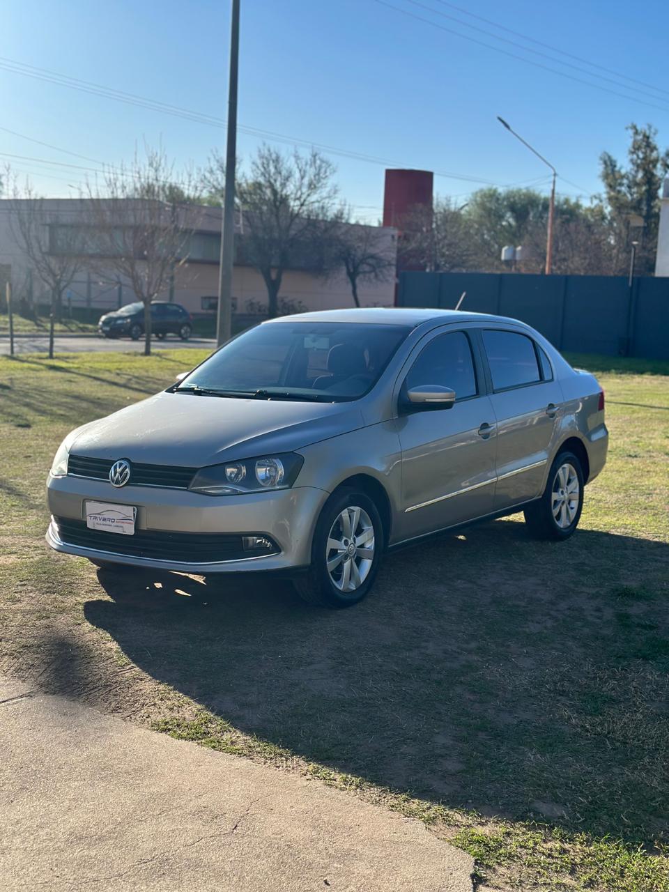 VOLKSWAGEN VOYAGE HIGHLINE 1.6 MT