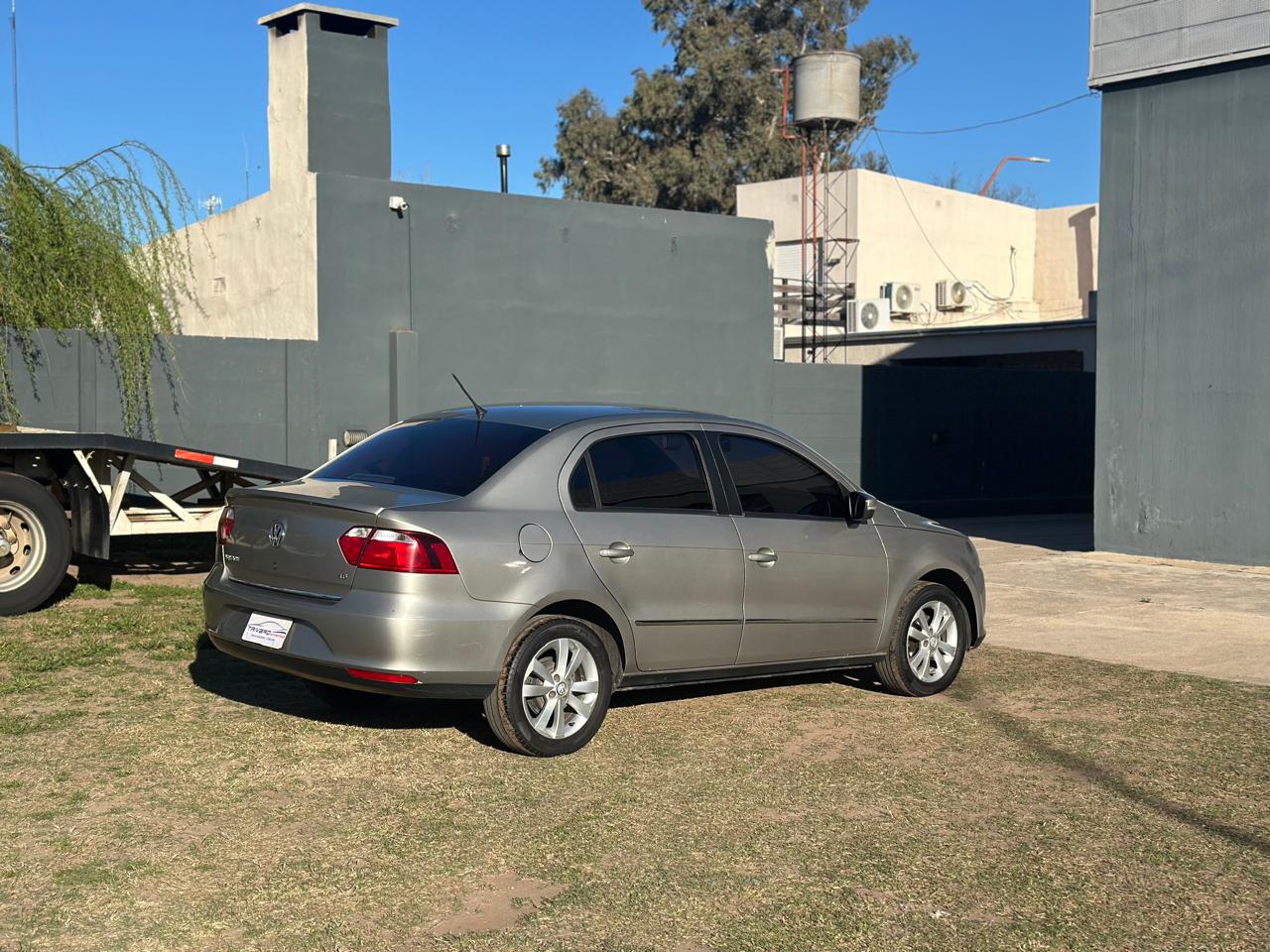VOLKSWAGEN VOYAGE HIGHLINE 1.6 MT
