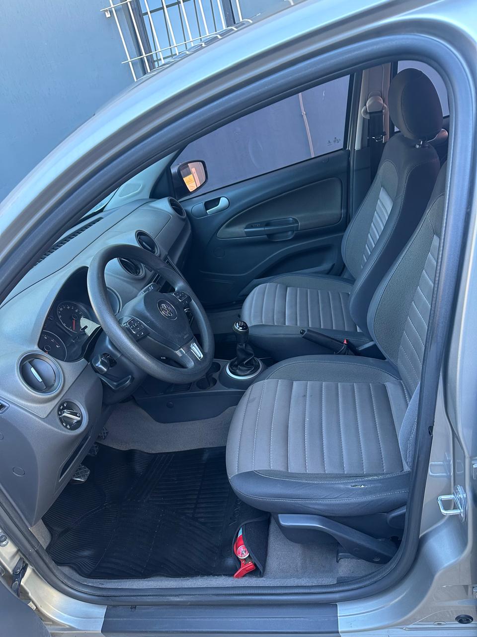 VOLKSWAGEN VOYAGE HIGHLINE 1.6 MT