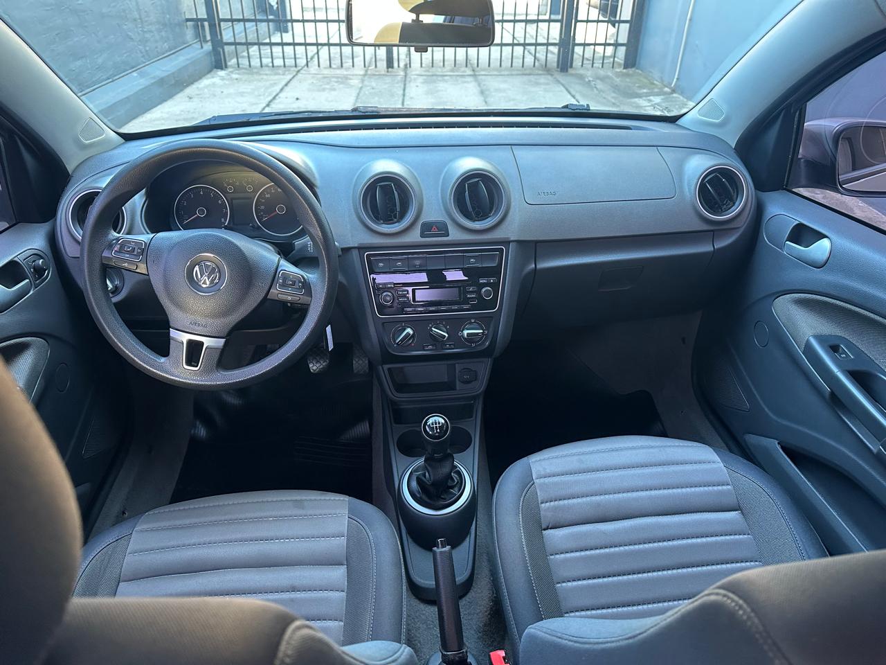 VOLKSWAGEN VOYAGE HIGHLINE 1.6 MT