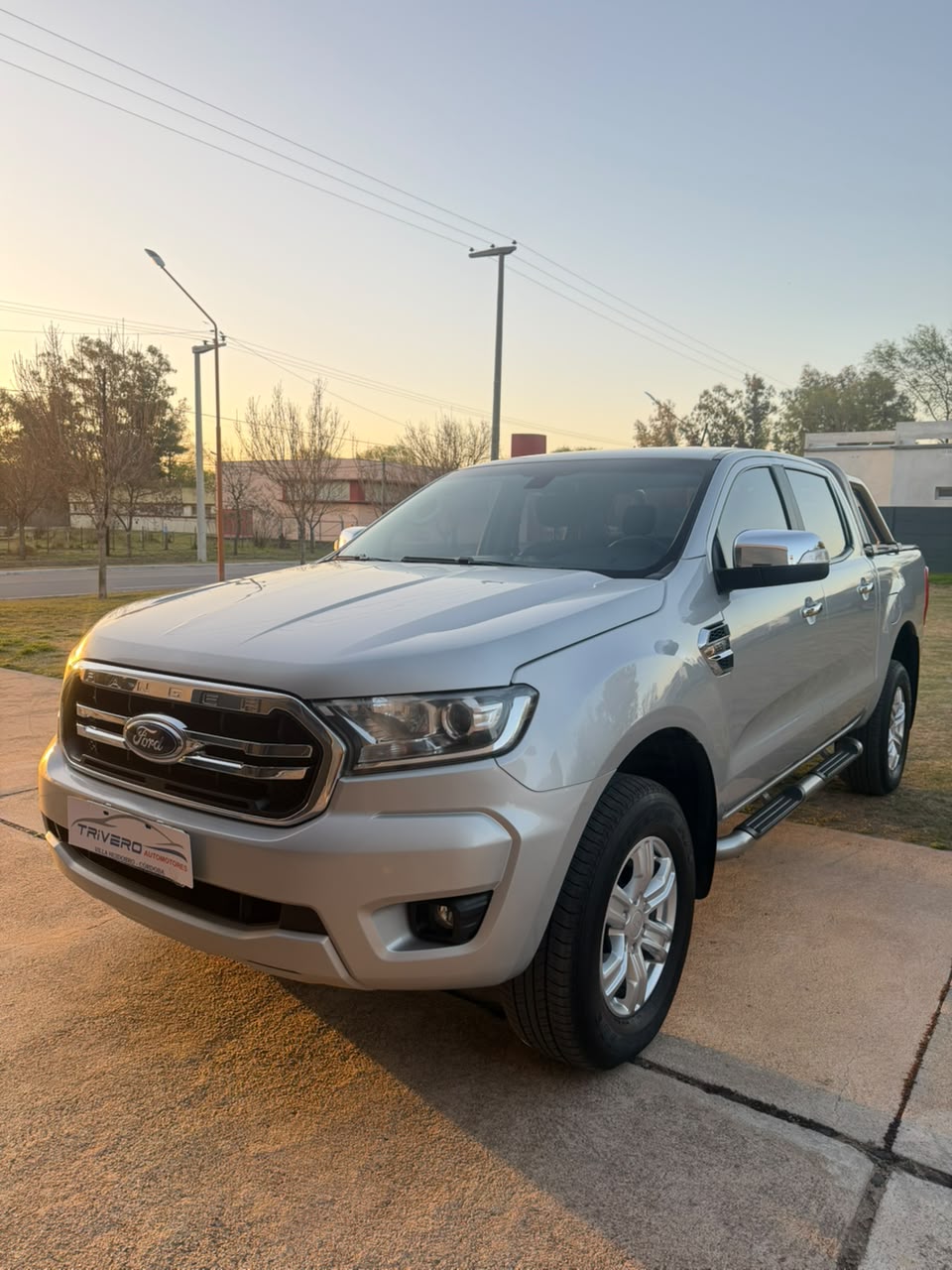 Ford Ranger DC 4X2 XLT MT 3.2L D