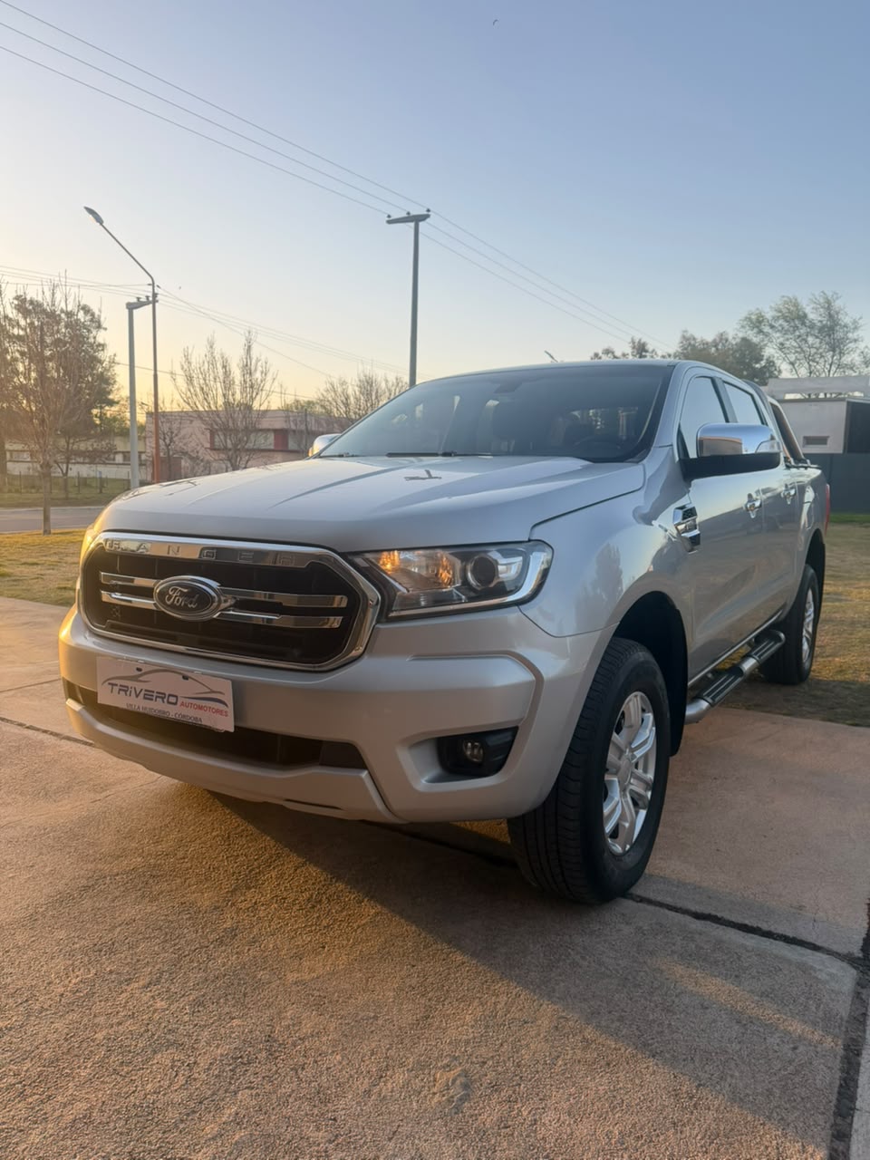 Ford Ranger DC 4X2 XLT MT 3.2L D