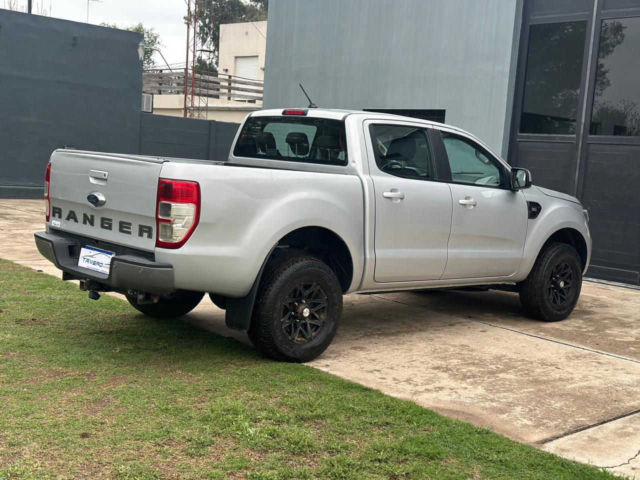 FORD RANGER DC 4X2 XLS 3.2L D