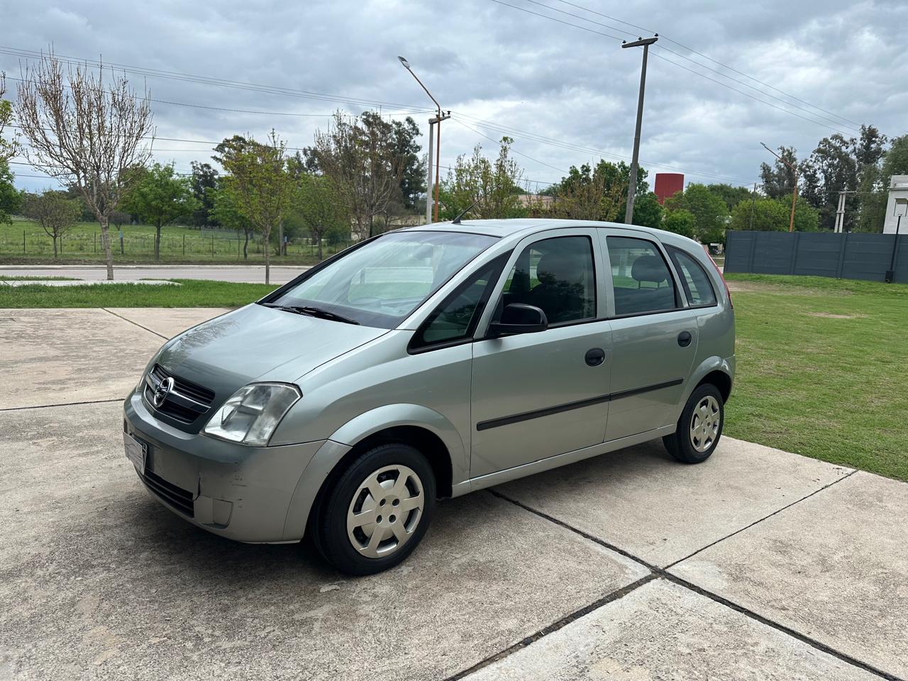 CHEVROLET  MERIVA GL 1.8