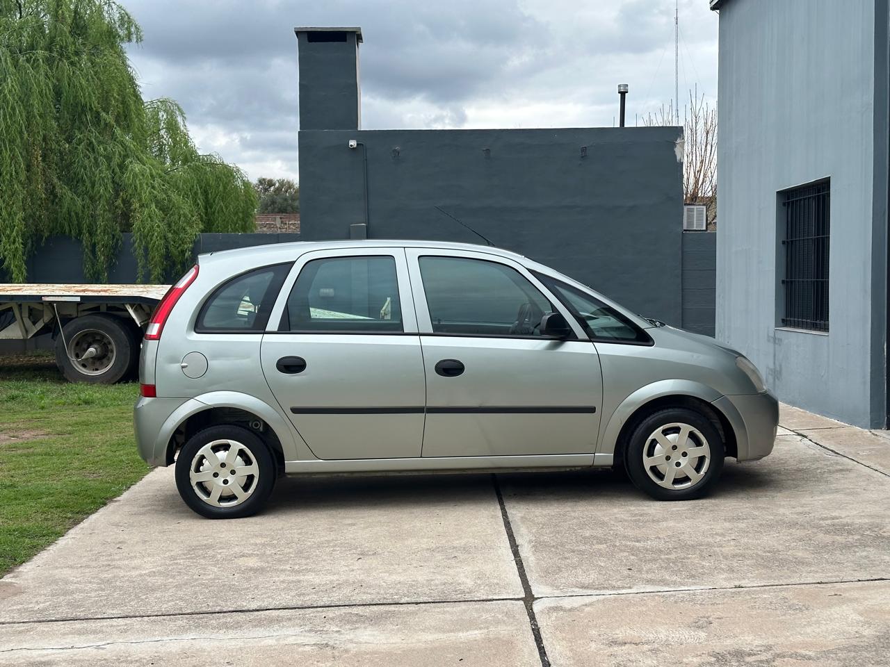 CHEVROLET  MERIVA GL 1.8